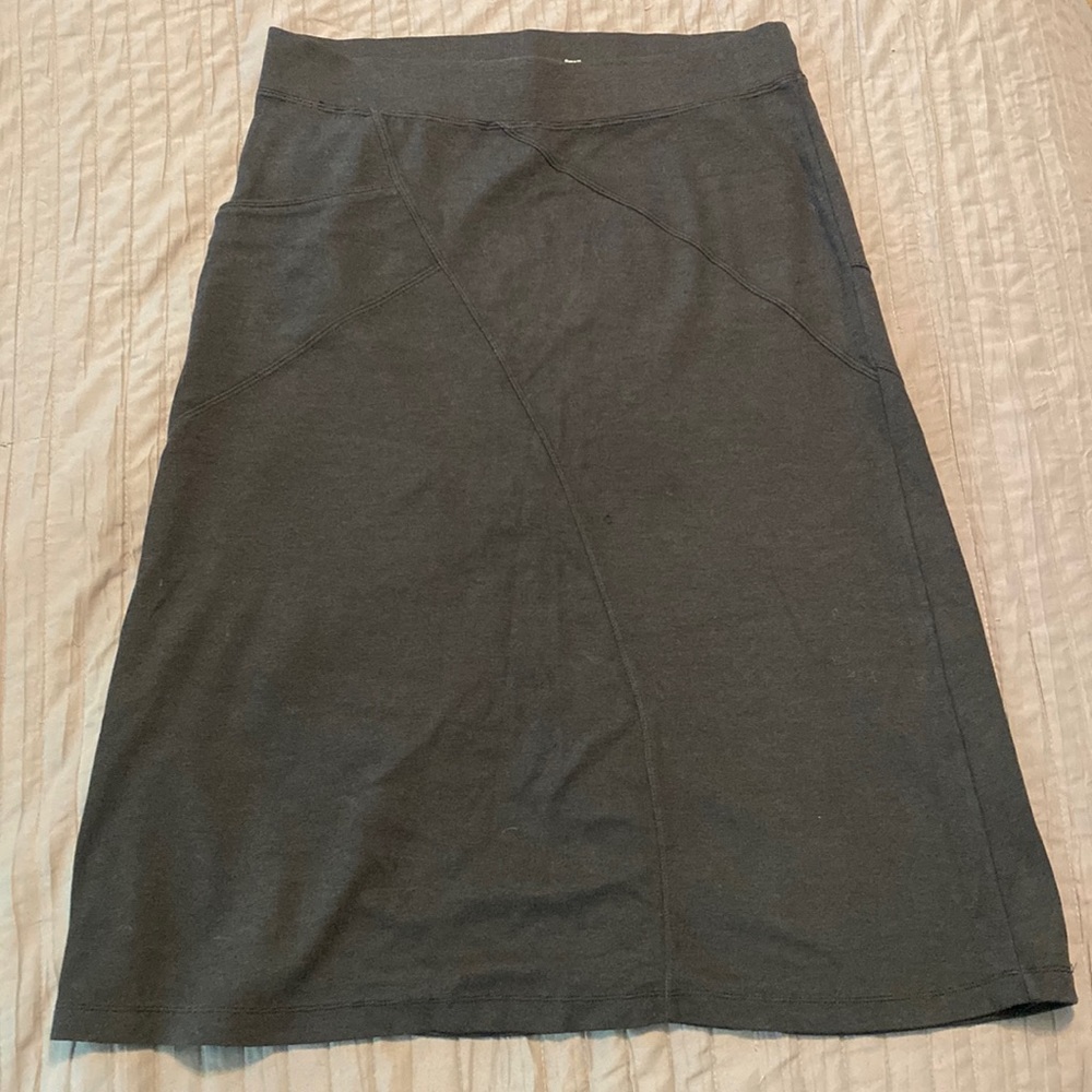 Toad & Co black midi skirt